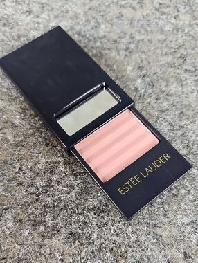 Estée Lauder Tender Blush, 323 Plum Rose, Travel-sized "Slider" Compact, NEW